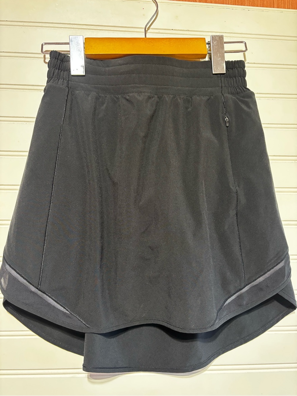 ♻️ lululemon athletica Black Performance Skort with Built-In Liner - Picture 2 of 6